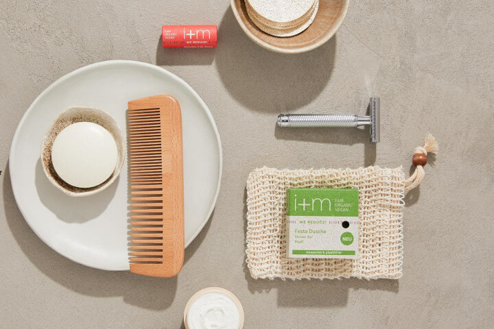 i + m Naturkosmetik plastikfreies Badezimmer